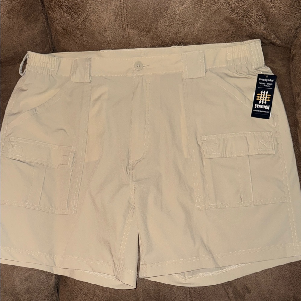 Weekenders Men's Beige Cargo Stretch Shorts